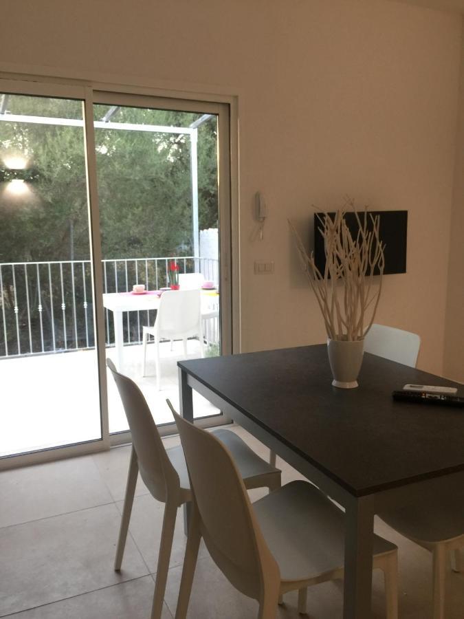 Casa Charme Apartment Олбия Екстериор снимка